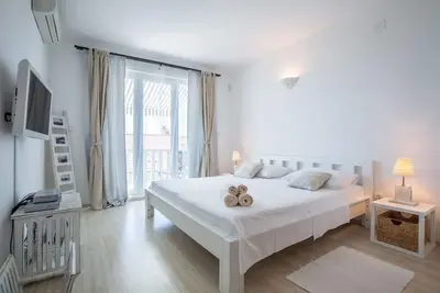 Image de Zlatni Bol Apartments - Studio S2 no5 South Terrace