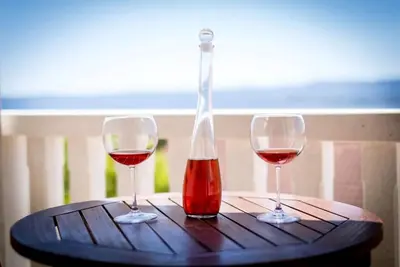 Image de Zlatni Bol Apartments - Studio S2 no8 South Terrace & Sea View