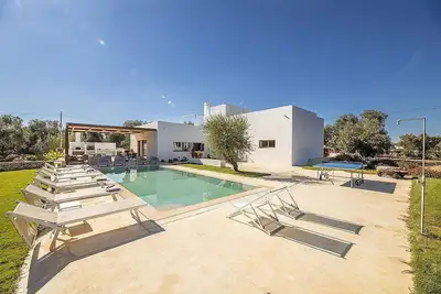 Image de Villa Esteva: A bright and sunny villa in a quiet position, surrounded by the Apulian countryside, with Free Wi-Fi.