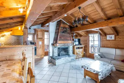 Image de Chalet familial 4 chambres avec sauna Ă Courchevel