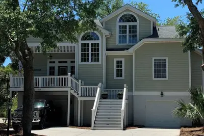 Image de Custom Home 3 Bed/3. 5 Bath On Ocean Pt Golf Course Amenity Cards  Available
