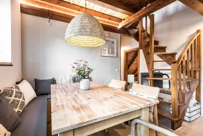 Image de Era Salana by SeaMount Rentals
