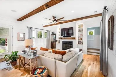 Image de Beautiful Old Village Home