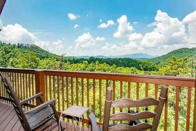 Image de Mountain Gateway# Sunset# Dollywood#PigeonForge# Gatlinburg