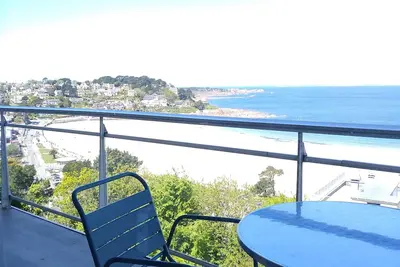 Image de La Vigie, appartement, vue panoramique sur mer.