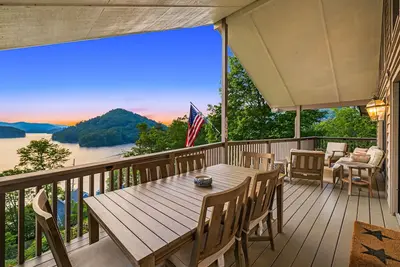 Image de Heras Hideaway - Lake Glenville Views