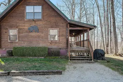 Image de Bear Necessities is near East Port Marina on Dale Hollow Lake Tennessee