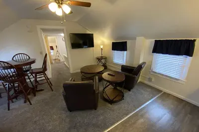 Great Strip Location |WalktoLake|Wine Country|Brewing Company|A/C|Grill&Firepit