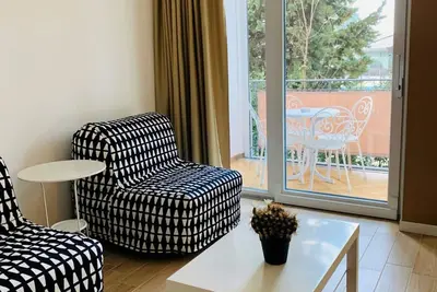 Image de Apt with small veranda