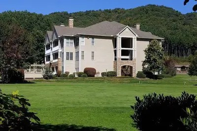 Image de Hole in One Mountain Retreat 2 Bedroom, 2 Bath, Beautiful View,