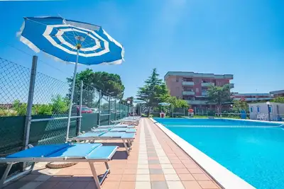Image de Appartement de vacances Lido delle Nazioni pour 1 - 6 personnes avec 2 chambres à coucher - Logement