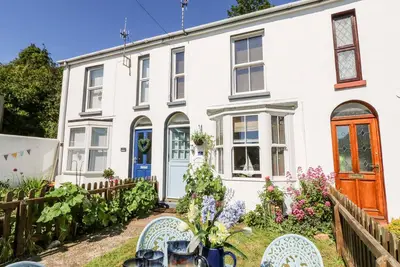 Image de 2 Linden Terrace, pet friendly, character holiday cottage in Brading