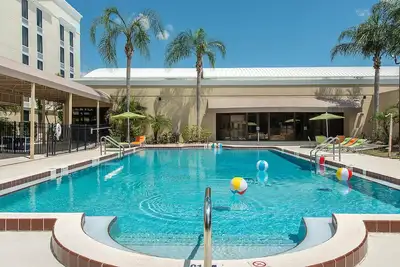 Image de Comfy Bedroom Near Brevard Zoo | Pool | Free Parking | 4 units w/ I-95 Access