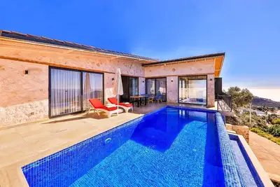 Image de Honeymoon Villa with Very Private Pool, & Heated Indoor Pool
