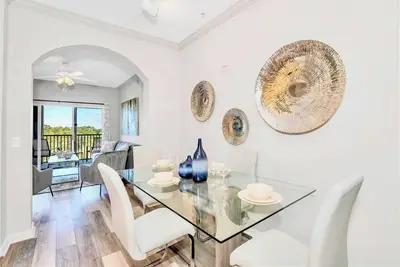 Image de Upstay: 3br Condo w Pool Hot Tub Sauna—Near Disney