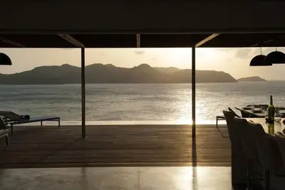 Villa Infinity View | Ocean View - Located in  Stunning Pointe Milou with Private Pool