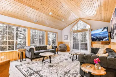 Image de Sunspot Lodge on Schweitzer Mountain