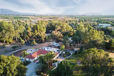 Image de Merlot by AvantStay | Exquisite Home w\/ Pool and Stunning Patio