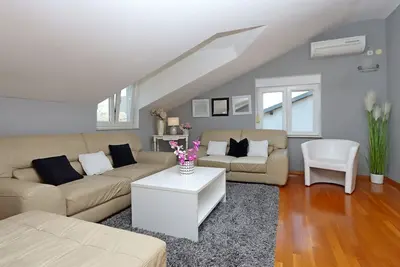Appartement de trois chambres avec la terrasse et la vue sur le mer Pag (A-6412-d)