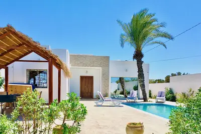Image de Villa Lina : Moderne Piscine sans vis à vis Djerba