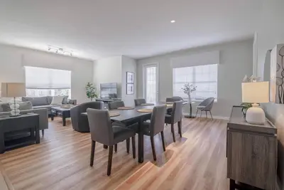 Image de Vista Cay Luxury Epic. Near all Parks  and walk to conventions