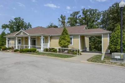 Image de Handicap Accessible Branson Hills Villa - You're gonna Love It!