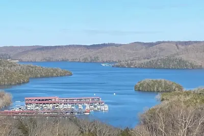 Image de Lake View Lodge - Beautiful Year Round View of Center Hill Lake and Marina