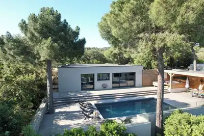 Image de Villa Cirindinu avec piscine au calme proche de la mer