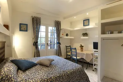 Image de Studio 2 Pers. sur Presquîle de giens, hyeres, var, face à Porquerolles
