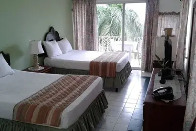 Image de Montego Bay Best Kept Secret 1 B/R Apartments - Block A, Unit 4a