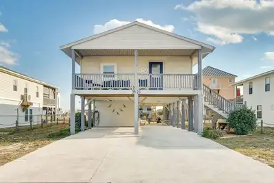Image de 2nd Row, Ocean View, Close to Beach Access, Perfect Location, Pet Friendly