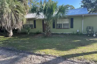 Image de Enjoy your vacation in this cozy cottage in a quite seaside neighborhood