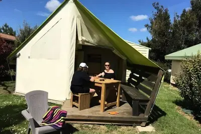 Image de Lodge Sahari 3 pièces 4 personnes - Sans sanitaires