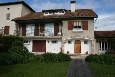 Image de 1 Bedroom House 20min walk to centre in Tournus