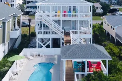 Image de Oceanfront 6br/4. 5ba Home, Completely remodeled-Pool, Hot Tub&Elevator-Sleeps17