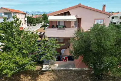 Image de Appartement de vacances avec air conditionné et vue sur la mer