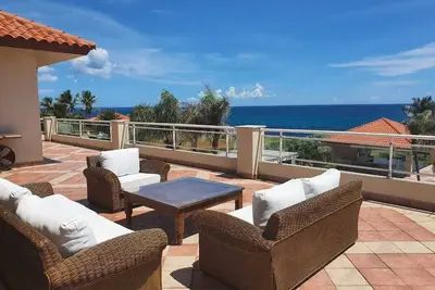 Image de Hermosa villa frente al mar