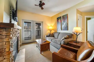 Image de Family condo w/shared pool & hot tub/private washer/dryer, WiFi - near skiing