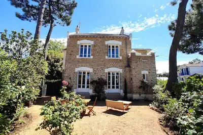 Image de Maison Bauloise pour 8/9 personnes, hyper-centre, proche plage