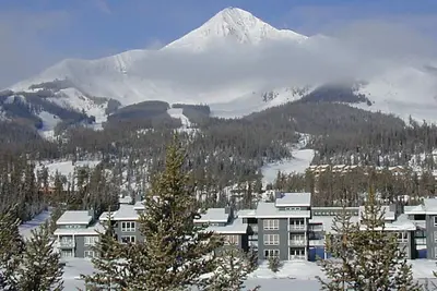 Image de Big Sky Resort Condo with Mountain Views and easy access to skiing