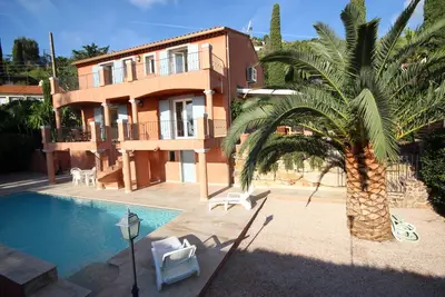 Image de Villa CLIMATISÉE 4 * Avec Piscine 4 Chambres Et Jardin - Vue Mer