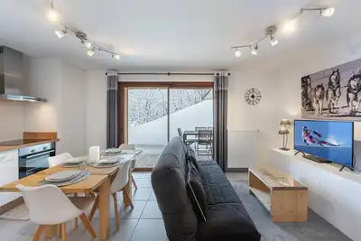 Image de Appartement avec jardin, au calme, et à quelques mètres du centre