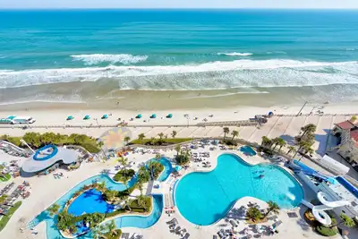 Image de 1504 Ocean Walk Resort - Private Balcony!