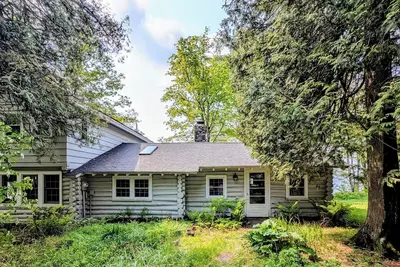 Image de Valhalla - Quaint Cabin with Lake Superior Access and Sweeping Views!