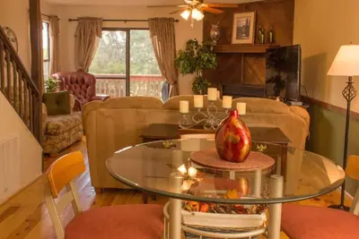 Image de Knotty Pines Condo - Unit 608