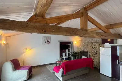 Image de Charmant gîte 2 pers avec terrasse privative et proche Vélo Rail
