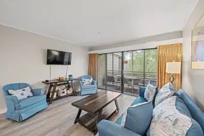 Image de Beautiful condo in a private community + Free Attraction Tickets!