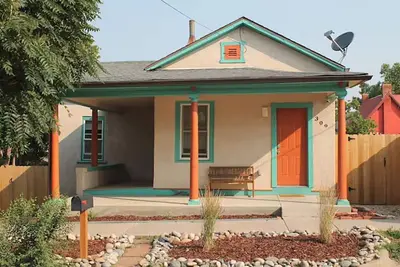 Image de Charmer on 2nd - Beautiful home 2 blocks from Main