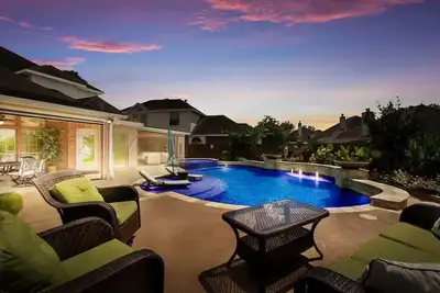Image de Gated Community -Poolside Paradise with lake view and lots of amenities to enjoy