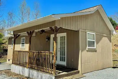 Image de Private Resort Cabin in Gated Community at Lake James